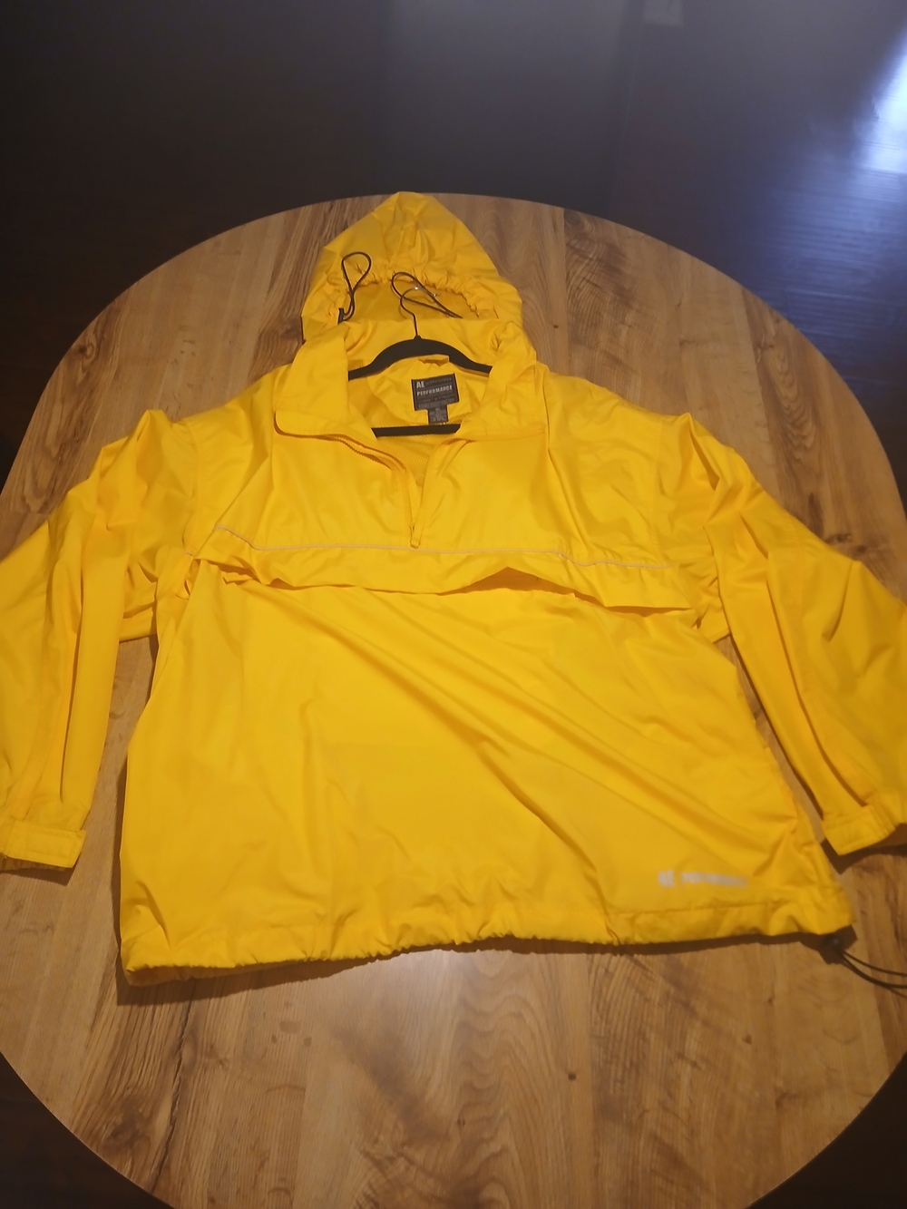 AE Outfitters Hooded Rainwear Large Front Pocket 2 Side Pockets